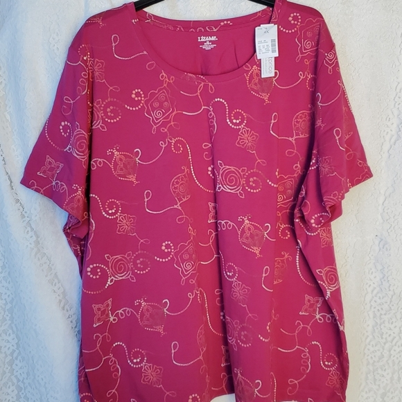 Catherines Tops - Catherines short sleeve top 4X, round neckline, 96%Cotton/4% Spandex swirl print